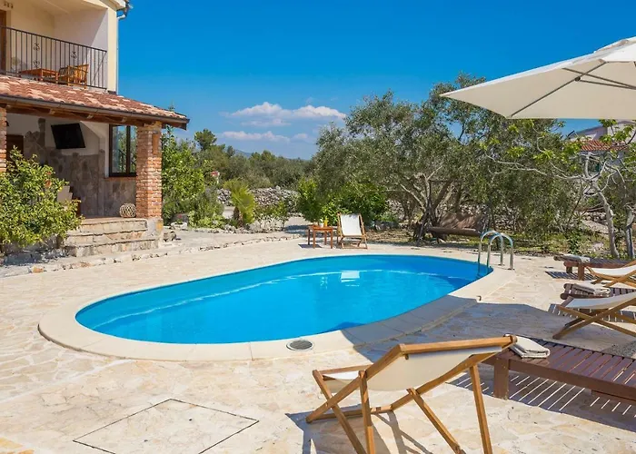 Villa Rogoznicka Oaza 2 *